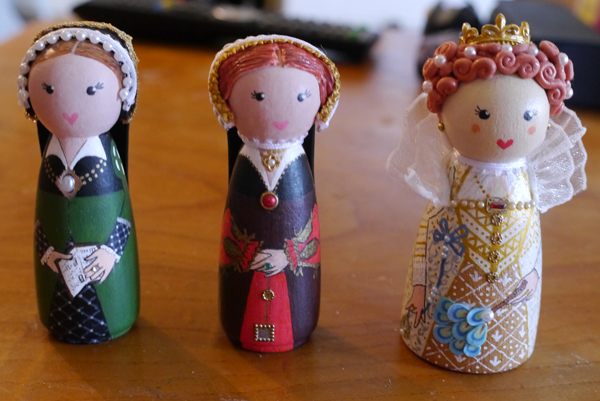 Treated myself to more beautifully painted peg dolls from Etsy. These were all female Tudor monarchs in their own right. Can you name them? One is easy.