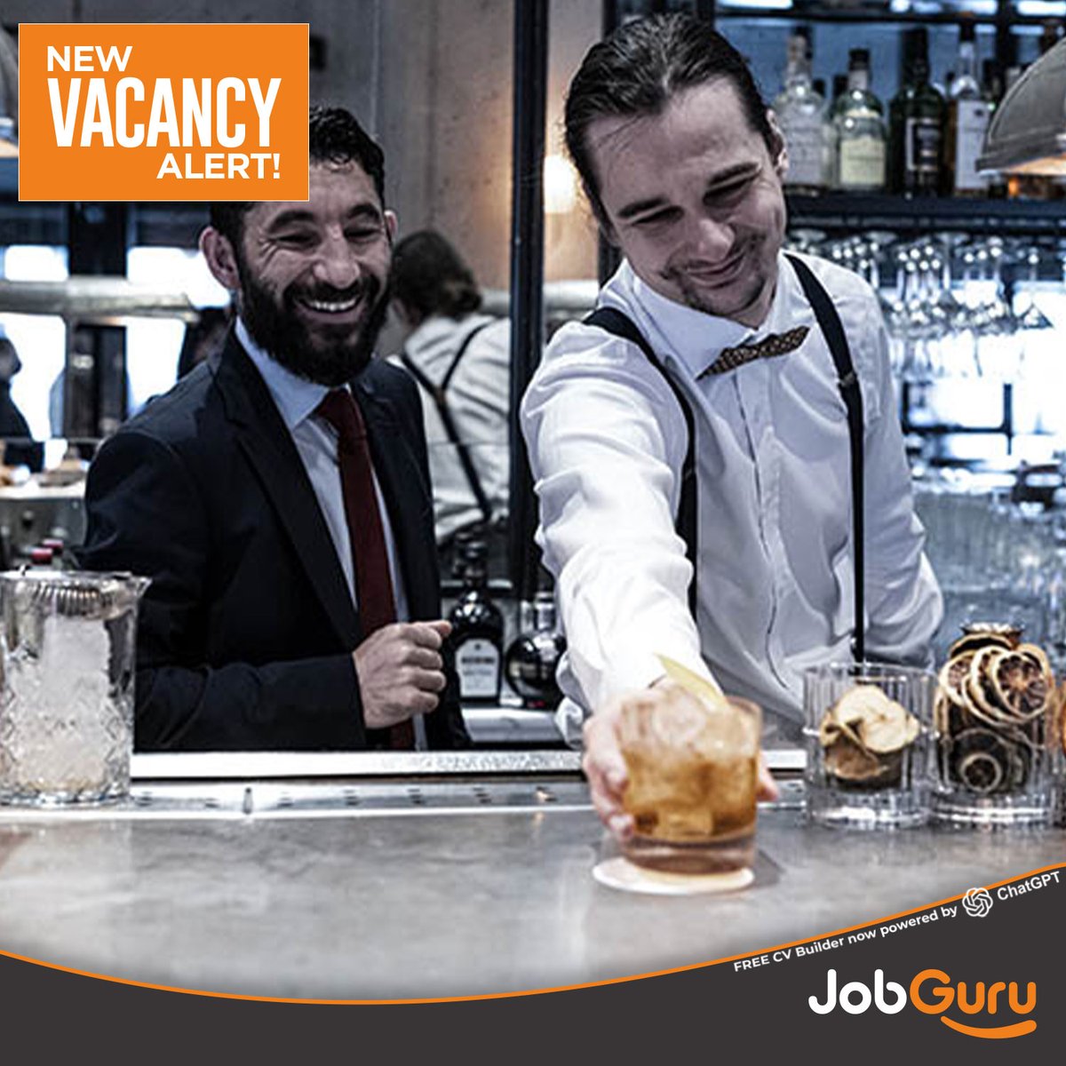 🍹 Seeking passionate Bartenders/Mixologists to craft unforgettable experiences for our guests at The Doyle Collection's Sidecar Bar in Dublin! Generous perks and endless opportunities for growth! Apply now! #HospitalityJobs #Dublin #Mixology 🎉✨jobguru.ie/vacancy/barten…