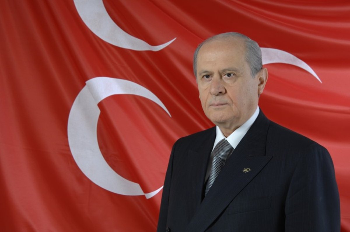 MHP Lideri Bahçeli: Mücadelemiz ve millete hizmet azmimiz şevkle ve hız kesmeden sürecektir dlvr.it/T4vbVx