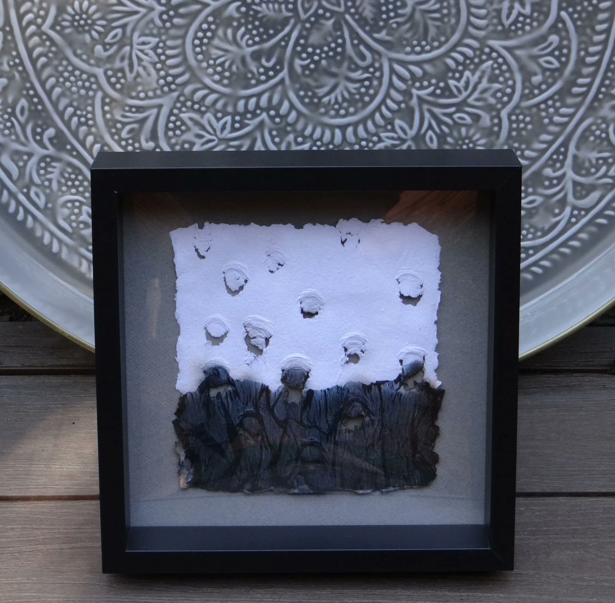 Gemma Piera, abstract creation, paper mache and crepe paper, textures and reliefs, framed artwork #homedecor #etsyfinds #paperMache #decor #onlineshopping #HomeStyle #DecorateWithArt  #elevateYourDecor #MothersDay #wiseshopper 
Available here
 elementsdeco.etsy.com/listing/130469…