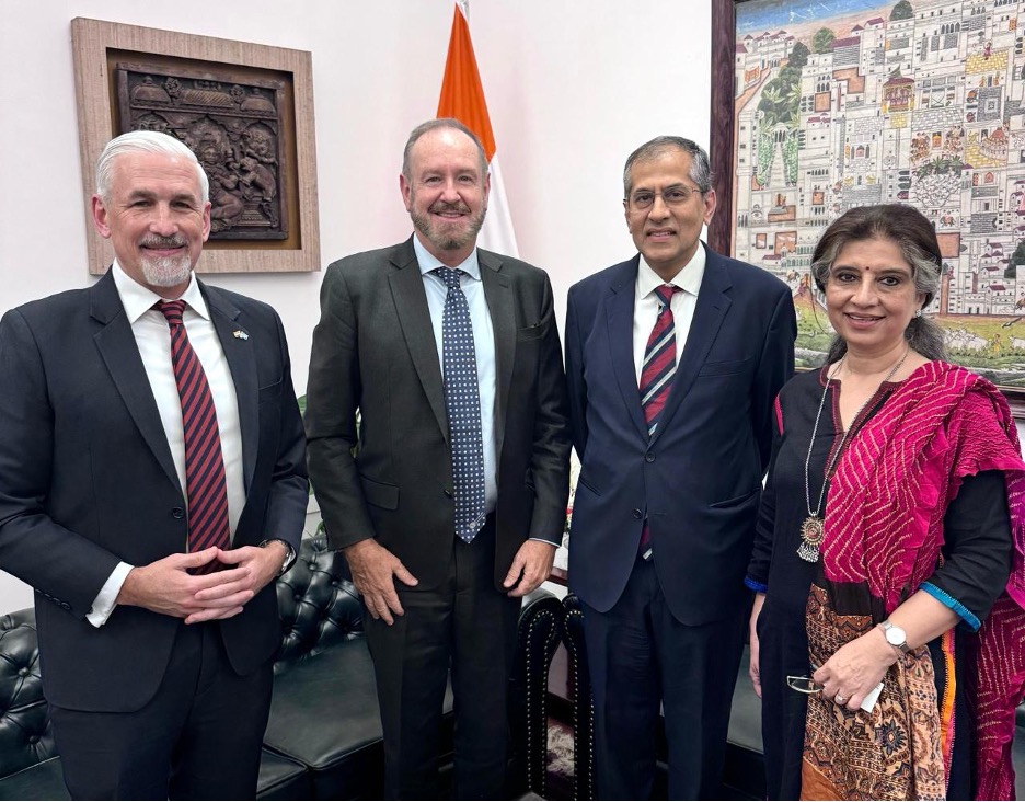 @DMcLachlanK met Secretary West @MEAIndia @AmbKapoor & discussed 🇮🇳's critical role in achieving the #SDGs at home and abroad, helping other countries through South-South cooperation in partnership with #TeamUNIndia & as a pillar of multilateralism, including #G20 & the 🇺🇳