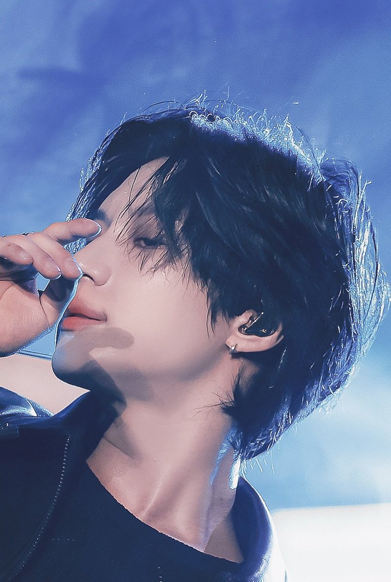 EvilTM_'s tweet photo. HIS FACE CARD...

#TAEMIN #태민 https://t.co/bSqDuUwwM7
