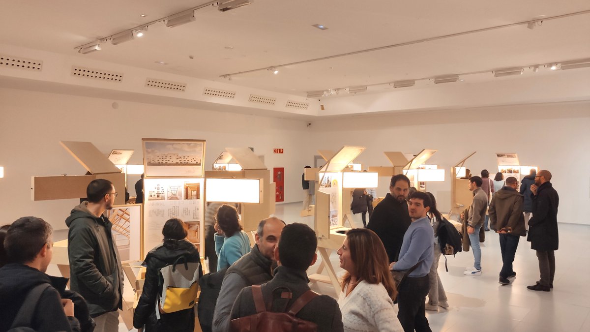 📢 ¡Última semana! Visita antes del 7 de abril la exposición de la #XVIBEAU en @etopia_, una muestra que recoge las veinte arquitecturas premiadas de la presente edición en torno a los cinco horizontes propuestos. 🔗Más info: bit.ly/beau_zaragoza