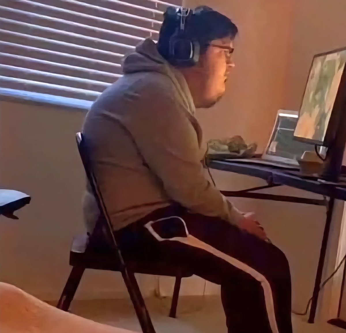 🚶🏻‍♂️‍➡️ tweet media