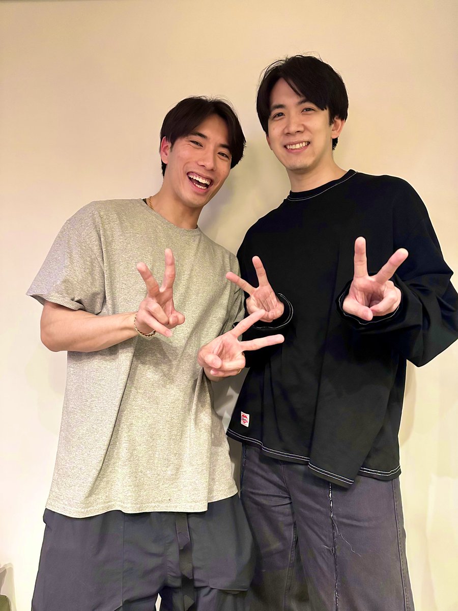 kazuki_ikd's tweet photo. X始めました☺︎

先日、伊東健人さんに初めてお会いできまして。。
本当に運命的で、色々なご縁もあって激エモでした🫰
色々なお話をして下さり、嬉しかったです⛩️☺︎
ありがとうございました。

優しく温かな伊東さんと素敵な時間を過ごせました。

#伊東健人　さん
#君永佑太　さん
#池田和樹 https://t.co/4yMwR1VaSo
