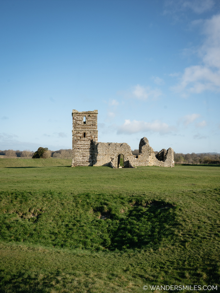 wandersmiles's tweet image. 🇬🇧 Knowlton Church and Earthworks | This Norman Church is an @EnglishHeritage site built in the 12th century and is said to be one of the most haunted places in #Dorset 

📍 Located next to my eco-cottage The Old Dairy #wimborne | @ClassicCottages 

#englishheritage #visitdorset