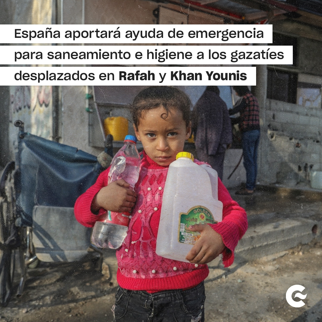 💪🏽La @AECID_es aporta ayuda de emergencia para saneamiento e higiene a los 20.000 gazatíes desplazados en Rafah y Khan Younis. 🕊️Ante la crisis, el compromiso con la solidaridad y la ayuda humanitaria es más fuerte que nunca. #SomosCooperación🇪🇸🇵🇸 👉🏽 bit.ly/3Ta3FMn