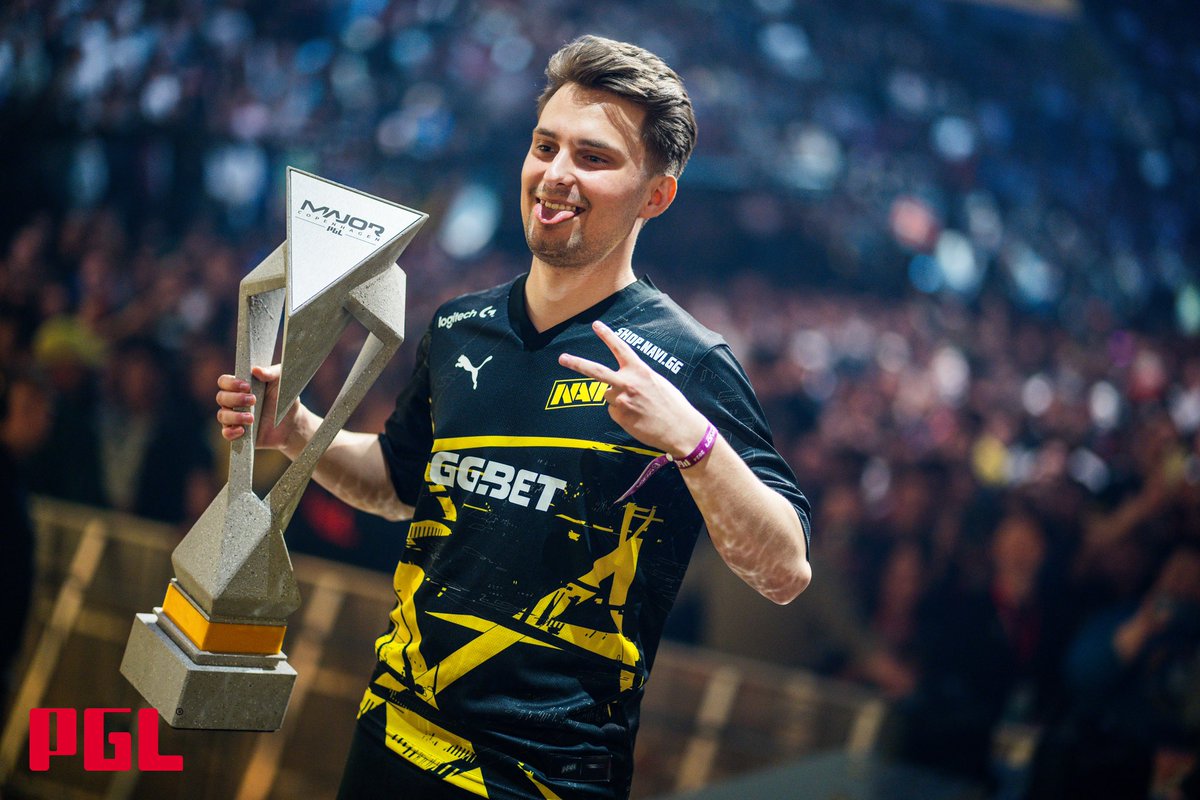 Last night was special 🟡⚫️

#PGLMAJOR