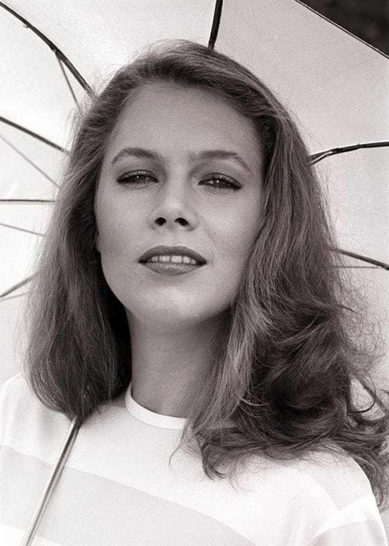 #KathleenTurner