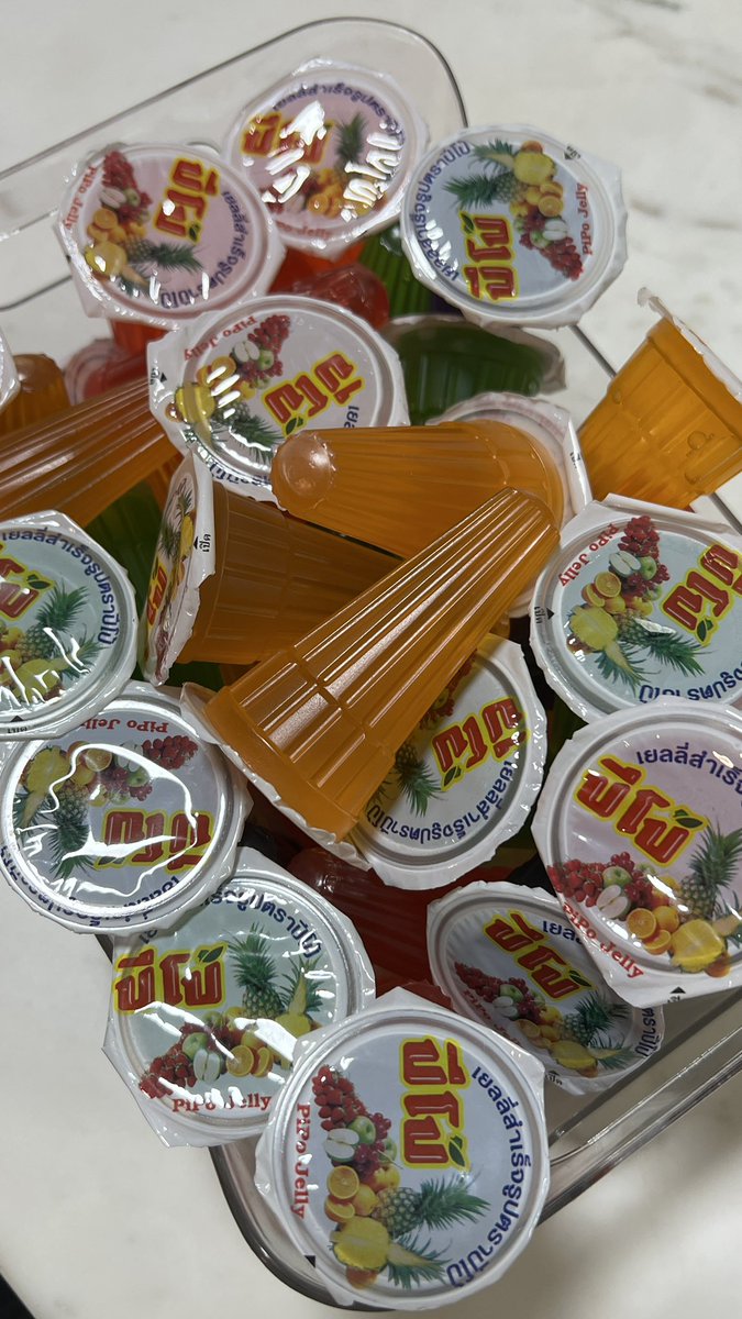 fernnnfernnfern's tweet image. ปีโป้เขาเข้าใจทำนะ ทำแบบไม่มีสีขาวสำหรับผู้ประกอบการ พอร้านใส่สีขาวละลูกค้าไม่เห็นเขารส.ว่าได้น้อย/สีไม่สวยอะ ถือว่าแก้ไขปัญหาถูกจุด