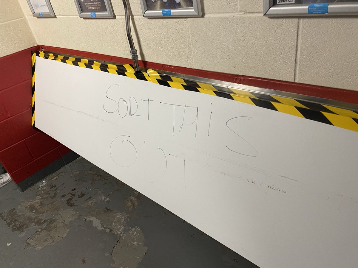 Rob lynch tweet media