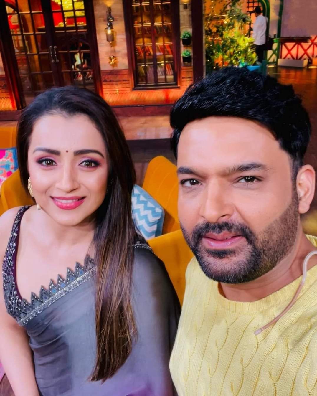 GKF1OMsbsAAy8gw?format=jpg&name=large