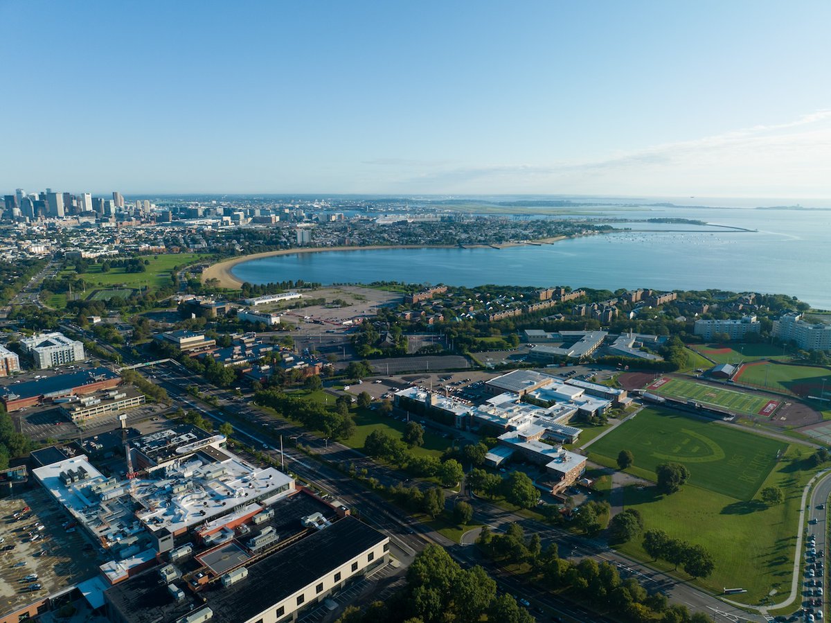 Welcome new BC High eagles! 🦅 Located on the MBTA red line, the JFK/UMASS stop is a quick walk from our campus, and a pedestrian bridge ensures safe access. Save your seat now at the link in your acceptance email from FACTS Tuition Management!