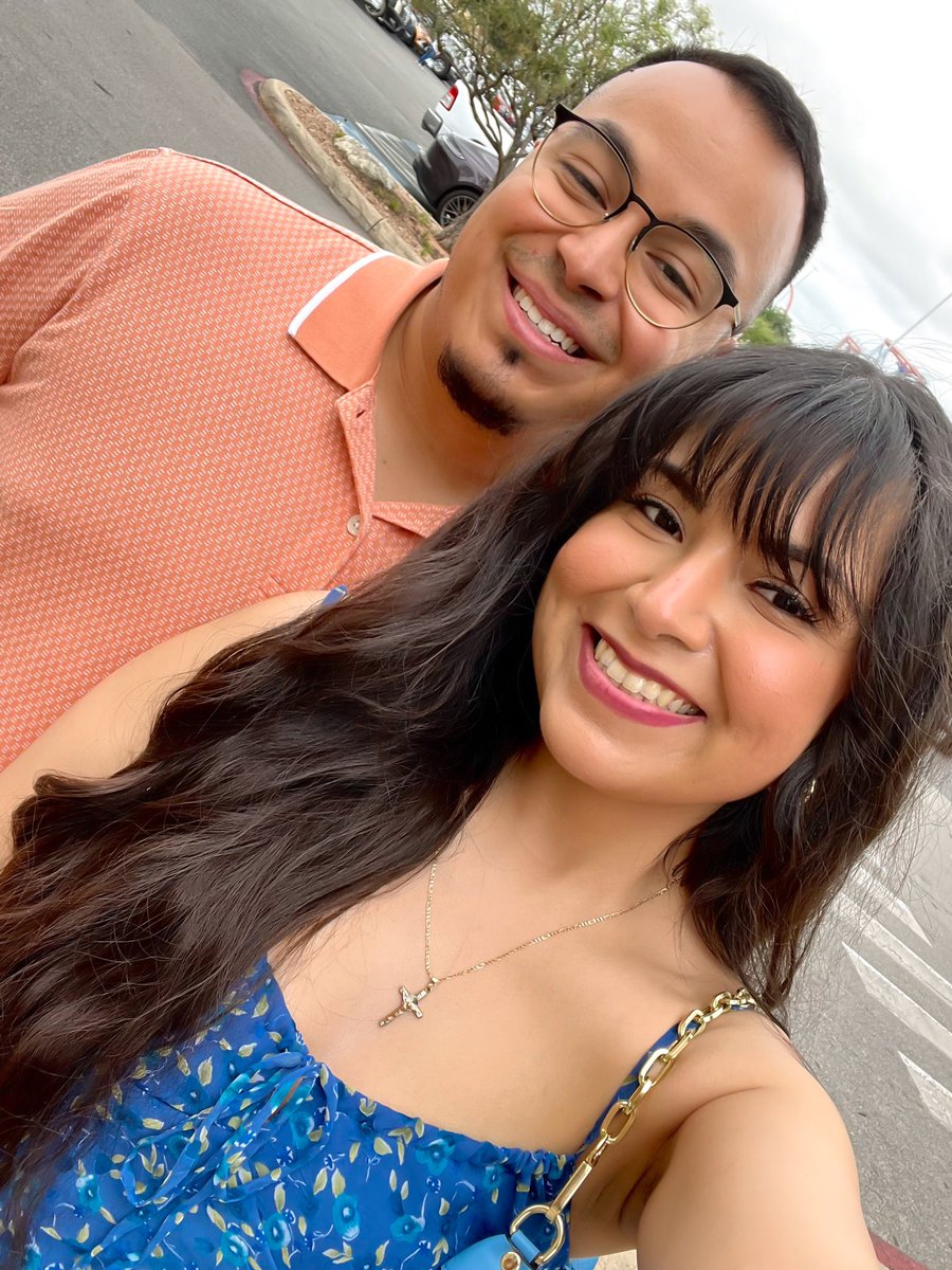 valnmtz's tweet image. happy 7 years since you slid in my DMs!!!! 🥰✨💙