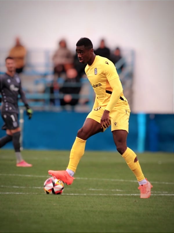 ✋🛑 En el deporte no hay lugar para actos racistas o de odio.  Desde el FC Cartagena condenamos firmemente cualquier gesto de racismo, y mostramos todo nuestro apoyo a Cassio Jr. tras lo sucedido en el partido de ayer en Águilas.

💪 Todos en el mismo equipo contra el racismo.