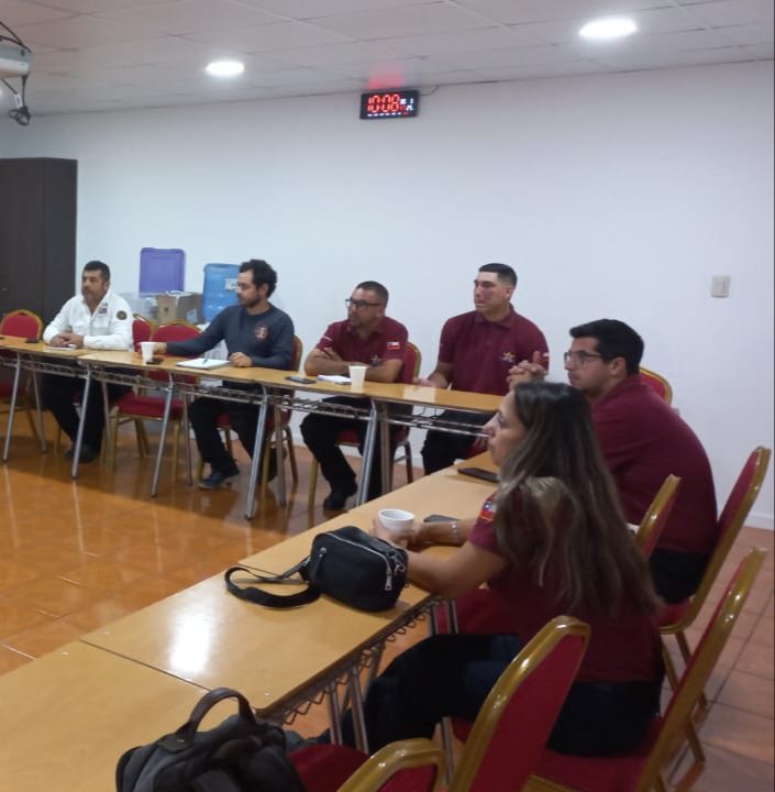 EBPA_Bomberos's tweet photo. Este fin de semana se realizaron cursos de Soporte Vital Básico y Régimen Disciplinario, felicitar a los voluntarioa(as), como también  a los Instructores Ricardo Duran C.B. de Ñuñoa, Roberto Valenzuela C.B. de Peñaflor, Fabian Richter, Sebastián Valenzuela y Nelson Veas del CBPA https://t.co/kCoOdGqzqd