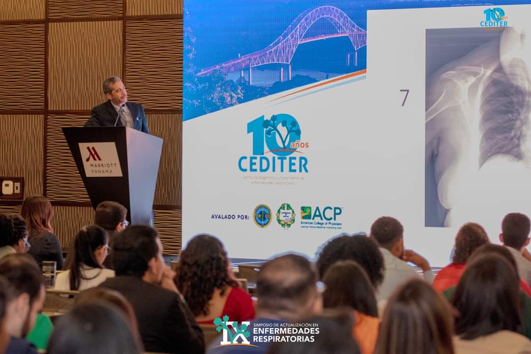 PaCediter's tweet photo. Dr. Rafael Paredes con las trivia radiológica y los ganadores 🥳
https://t.co/69BGlCA2hb

#grupocediter #neumologiapanama #asma #enfermedadrespiratorias #pulmón #simposiocediter #IXSimposioCediter #10añosCediter https://t.co/6r9TryPQrq