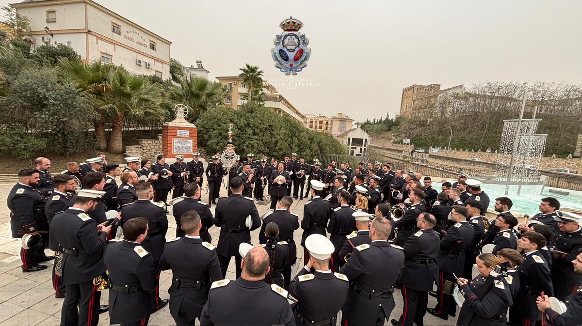 𝐘 𝐡𝐚𝐬𝐭𝐚 𝐚𝐪𝐮𝐢́ 𝐧𝐮𝐞𝐬𝐭𝐫𝐚 𝐗𝐗𝐕𝐈 𝐒𝐞𝐦𝐚𝐧𝐚 𝐒𝐚𝐧𝐭𝐚.

Una semana atípica, siempre mirando al cielo, con la incertidumbre de no saber si podríamos materializar lo que tanto hemos trabajado durante todo un año. 

Han sido muchos kilómetros, lágrimas, risas

🧵👇