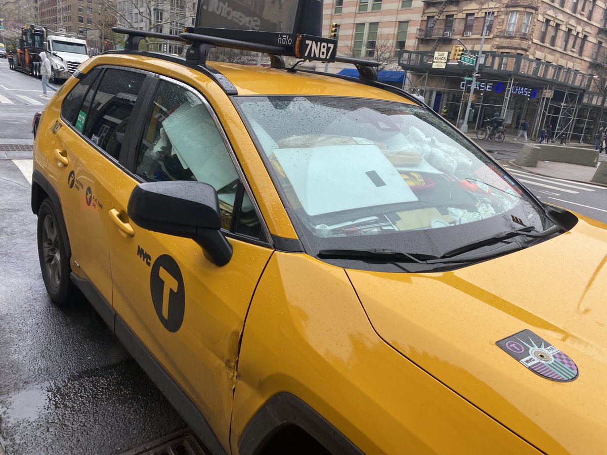 Hoarders cab lives !