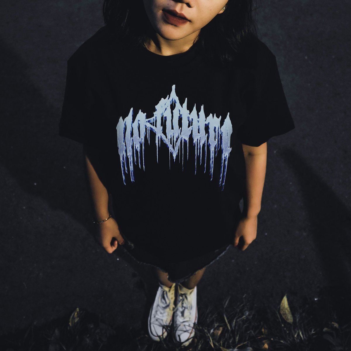 No Future “Icy Logo” T-shirt online on paulgate.bigcartel.com

Digital print | 100% cotton - 203 g/m²

Pre-order. Delivery time 10 days.