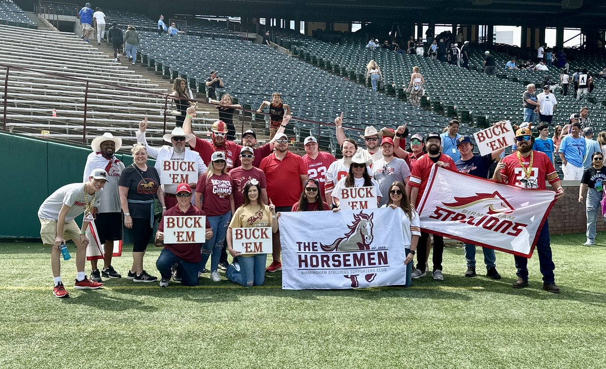The Horsemen always travel with our team! #GiddyUp #BuckEm #GoStallions <a href="/USFLStallions/">Birmingham Stallions</a> Game One gets the Dub! USFL > XFL