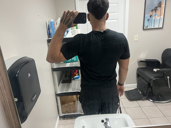 Haircut got me feeling sexy https://t.co/z7sLk2DJ0R