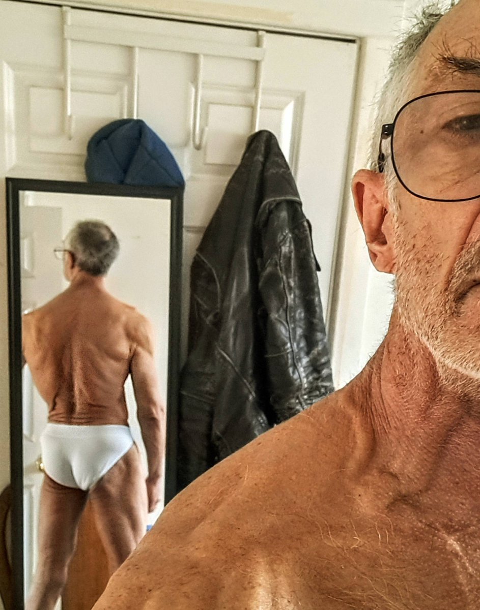 dix_steele's tweet photo. Today's Underwear Choice...
(Getting Ready For Work)
040124
More Available On My OnlyFans Account 
www.Onlyfans/thedixxxsteele 
#mirrorselfie #summercode #underwearmodel https://t.co/ulz6jGbDdY