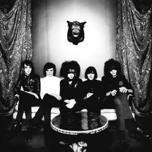 DIG THIS! #NowPlaying Listen HERE!!!live365.com/station/The-Dr… Count In Fives by @horrorsofficial Like, follow, subscribe, donate, peace, love, music!
 Buy song links.autopo.st/bm4p