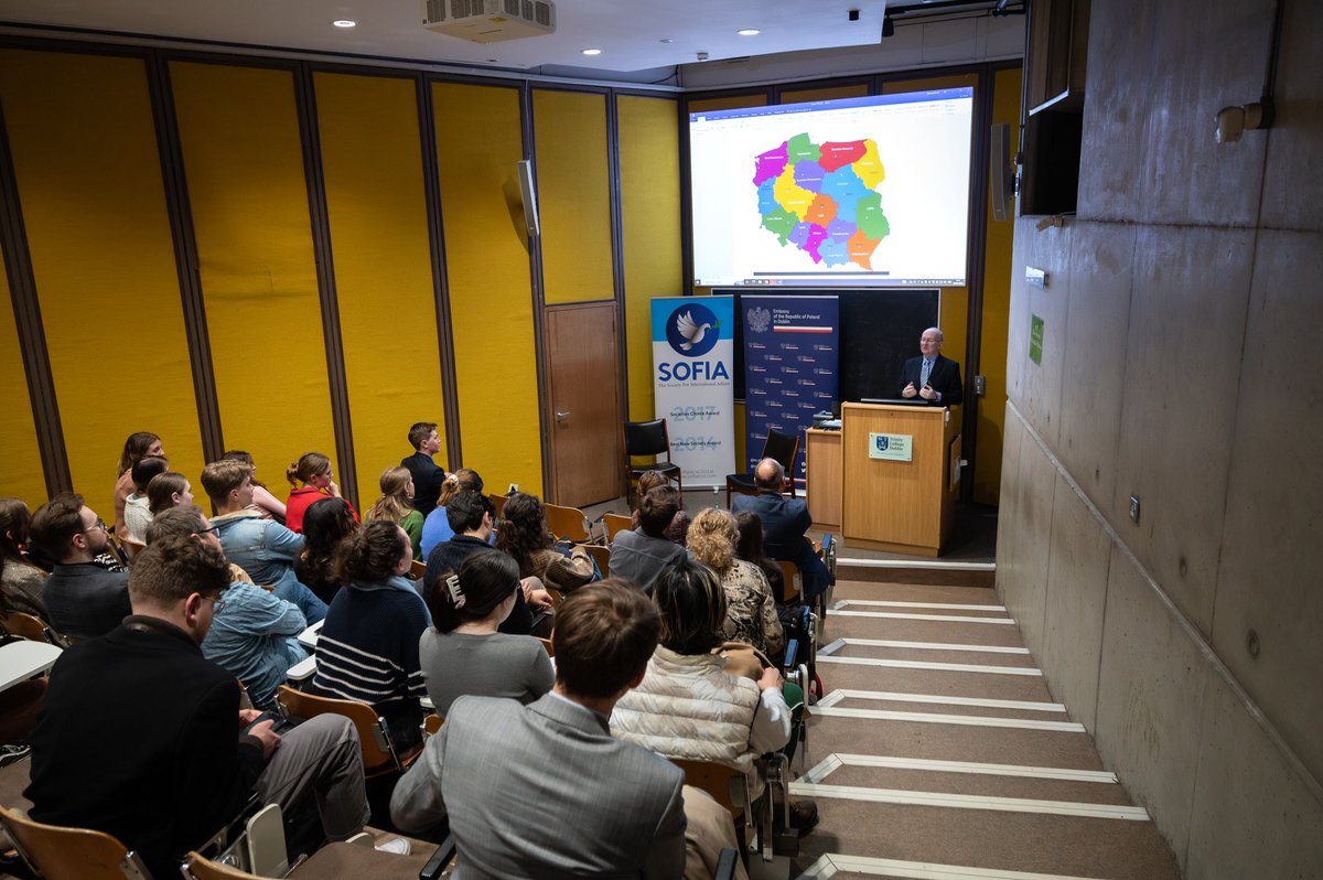 SOFIA tweet media