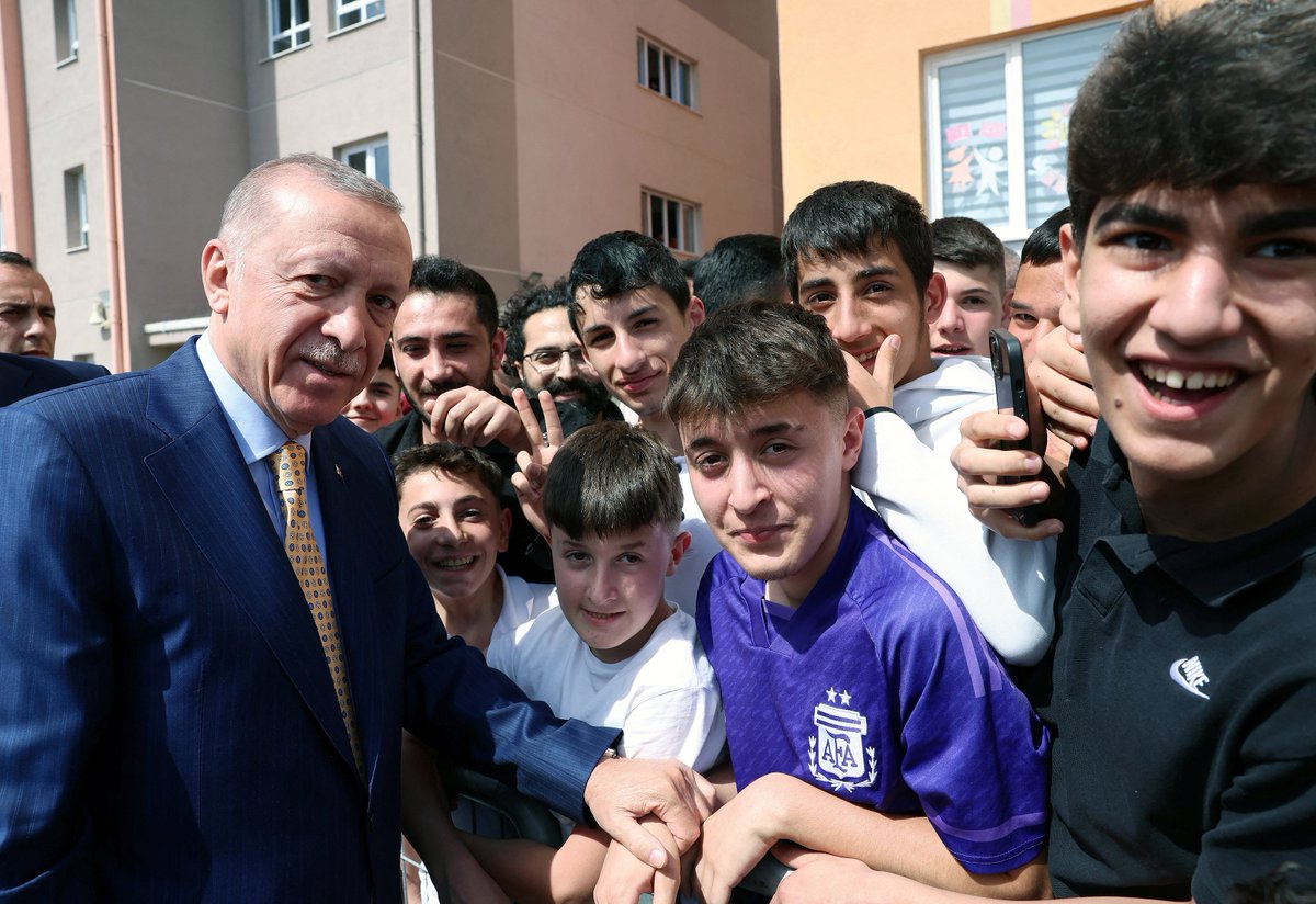 Erdogan vows to make amends after humbling election loss in Turkey reuters.com/world/middle-e…