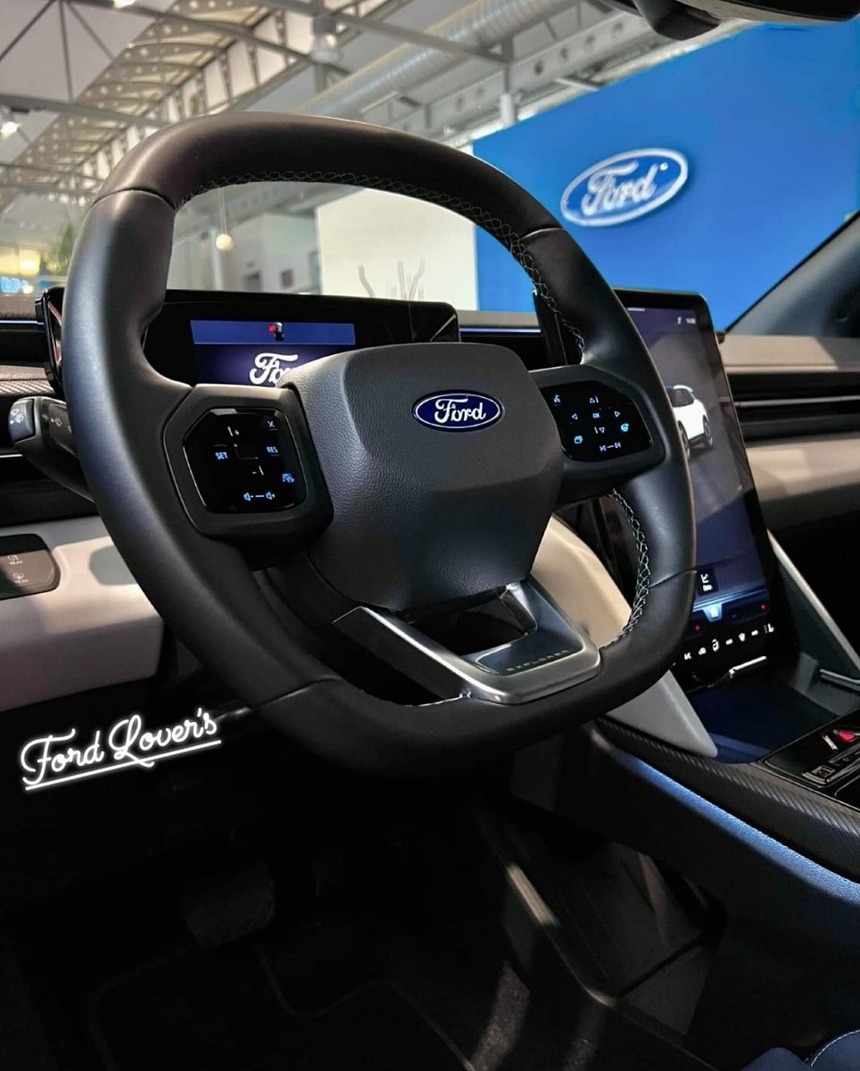 FordLovers3's tweet photo. 𝐓𝐡𝐞 𝐅𝐨𝐫𝐝 𝐄𝐱𝐩𝐥𝐨𝐫𝐞𝐫 𝐄𝐕'𝐬 𝐃𝐞𝐜𝐤 𝐥𝐨𝐨𝐤𝐬 𝐣𝐮𝐬𝐭 𝐅𝐚𝐛🤩😍
We're #FordLoversFamily
We're #FordLoversMedia
We're #FordLoversFounder
We're #FordLoversCreator
We're #FordLovers
#FordExplorer #FordExplorerEV #FordExplorerST #FordLoversIndia #Ford ❤️✨️💙 https://t.co/QEqIWCopzX