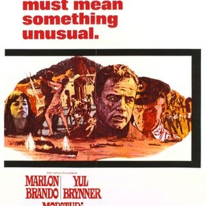 merlinpapin3's tweet photo. .@FredOL69007 #AnecdoteCinéma sur le film #Morituri
 Brando a d'abord refusé de partir en tournée pour rencontrer la presse et promouvoir le film. Le studio l'a menacé, car il était contractuellement tenu de promouvoir le film, alors Brando a fait une apparition lors d'une conférence de presse. Il a déclaré à la presse : « Vous ne pourrez pas avancer dans la vie à moins de voir Morituri. » Le studio l'a dispensé de toute nouvelle apparition dans la presse après cette déclaration sarcastique.

Au départ, Trevor Howard était réticent à l'idée de travailler à nouveau aux côtés de Marlon Brando, suite à leur relation tendue lors du tournage de « Mutiny on the Bounty » (1962). Cependant, comme Howard n'avait qu'une seule apparition dans une scène, il a finalement accepté.

Le code Morse entendu à la fin du film dit "CQ CQ CQ DE SS INGO (puis code pour une nouvelle ligne : BT) CARGO SHIP OUT OF . . . " (le code s'estompe à mesure que la musique monte). Les CQ répétés sont une invitation à quiconque écoute à répondre. [DE est un raccourci de code signifiant « de »]

Esther, jouée par Janet Margolin, utilise le nom de famille Goddard au lieu de son propre nom de famille Levy afin de cacher son appartenance ethnique juive. Cela reflète la situation réelle de l’actrice hollywoodienne Paulette Goddard, qui a changé son nom de Marion Levy afin de minimiser sa propre ethnie juive.