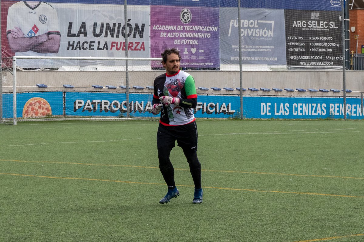 CDIVallecas's tweet photo. Recordaros que tenéis todas las camisetas y otro merchan en https://t.co/3cSdGI3m3Q
Ayuda a la causa #Saharui 🇪🇭 con nuestra equipación solidaria!! ✊⚽

#futbolpopular #laburdeos 🇱🇻 #vallecas #juntasvencer #lunes #independiente #equipo 🔥 https://t.co/qlFy5Rsgol