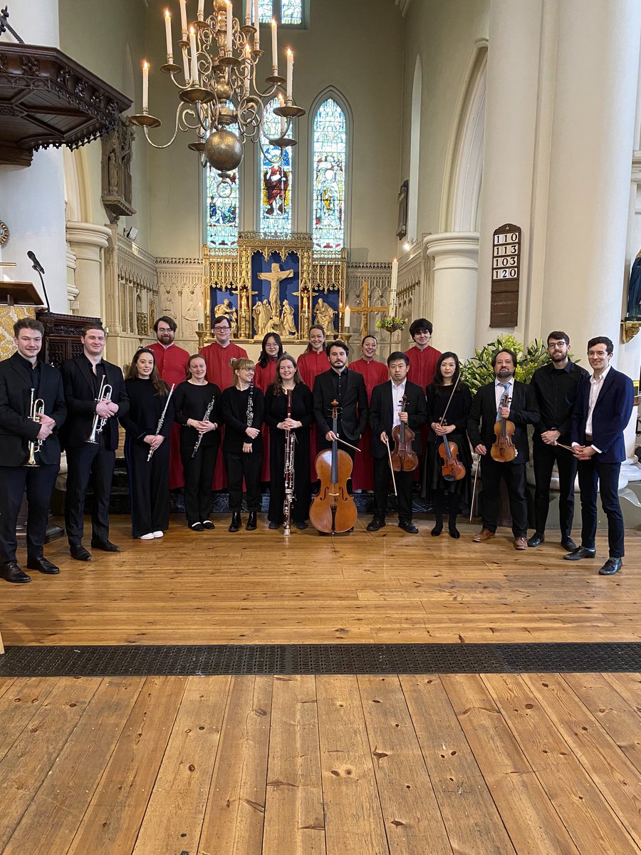 StJohnsNHill's tweet photo. Happy Easter from St John’s Notting Hill! Thank you to our brilliant choir for their huge contribution over the last week. It was wonderful to be joined by @TailleferreE &amp; Orfeas String Quartet who gave such sparkle to our Easter morning Mass 🎶🥂 https://t.co/kAWzN8VB6y