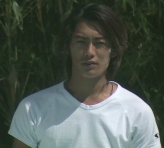 反町隆史がGTOとビーチボーイズで着てたR.A.DのTシャツ、この放送を機