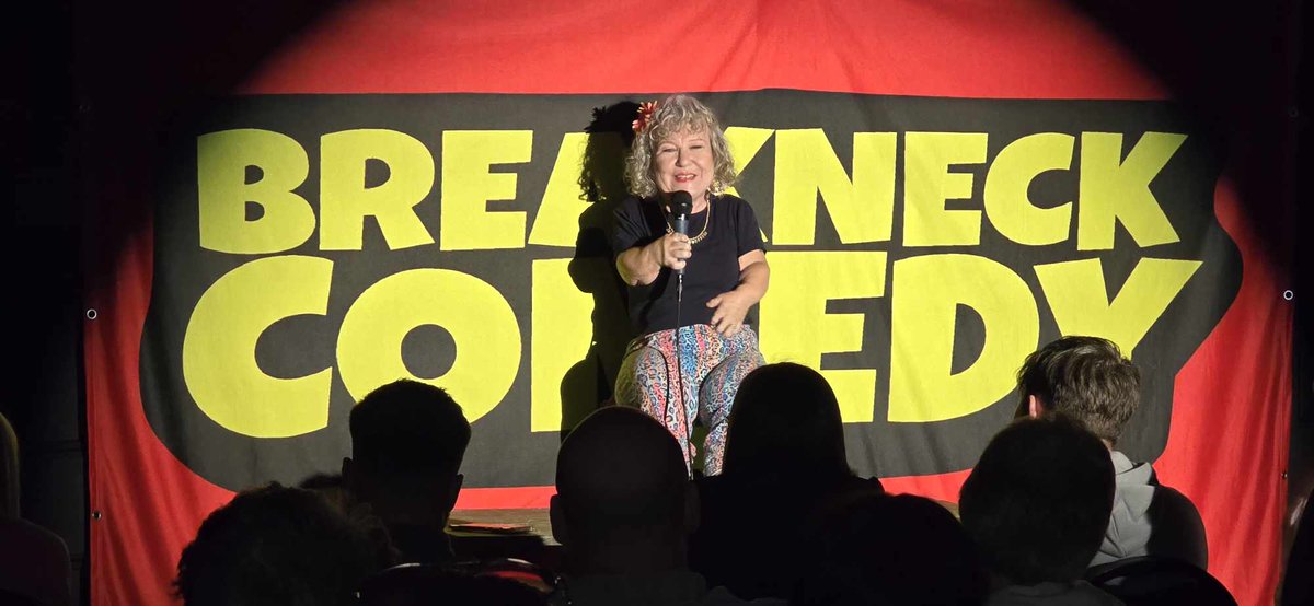 I love what I do. So great to connect with my audience and that the UnstoppableMe mantra is resonating with so many people. #Comedy #comedian #Motivationalspeaker #UnstoppableMe #Uktour #TanyaleeDavis @BreakneckComedy in Markinch Scotland