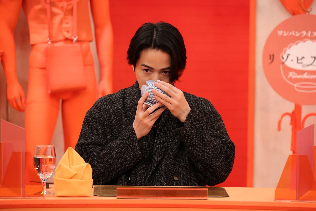 ど〜も！ #何かオモ です このあと、よる11時〜は #水川あさみ さん