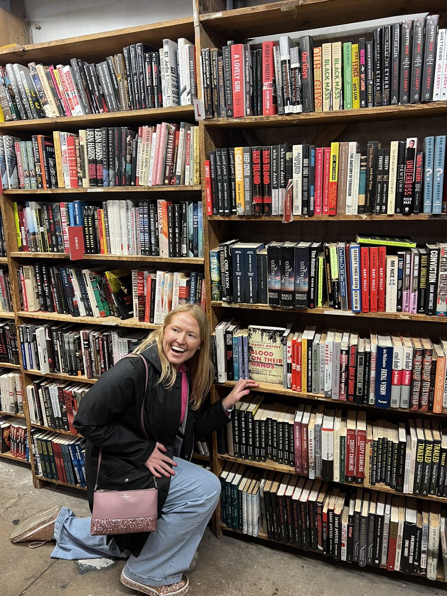 So exciting to see a copy of Blood On Their Hands at The Strand— the largest Independent bookstore in NYC 💖❤️💖