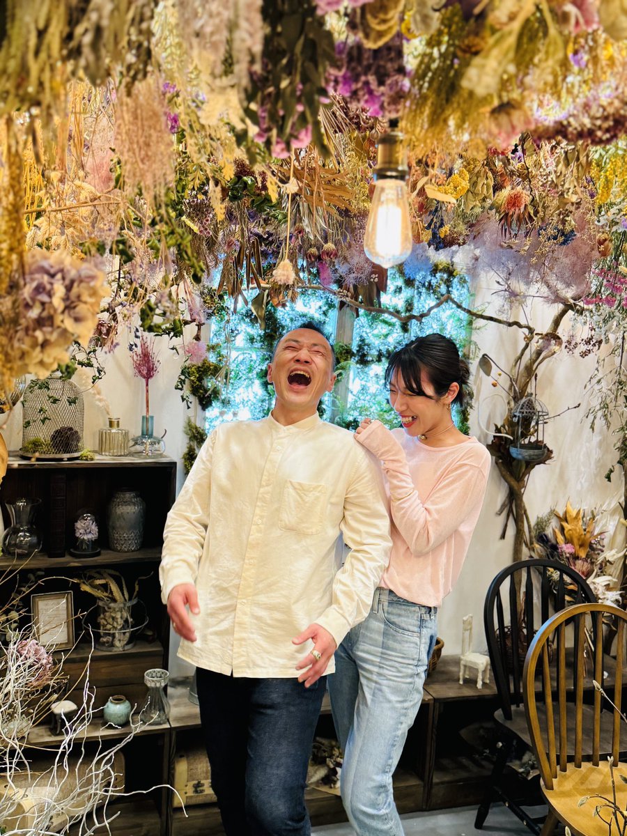 tatsuny06s's tweet image. 一部の方にはお伝えしておりましたが…。
本日4月1日、入籍いたしました💒

#今日は何の日　←

て嘘なんだけど🤥笑

でも今日はすごいいい写真を撮ってもらえていい日になった💐

#三次市
#アイオライト