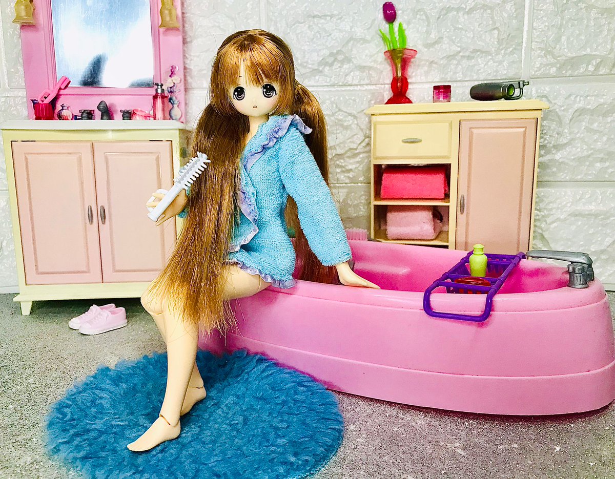 barbie_sisters's tweet photo. Bath time for Melody 😘🐣#chiikabirthday #pureneemochiika #azonechiika https://t.co/9w4toRVvB4
