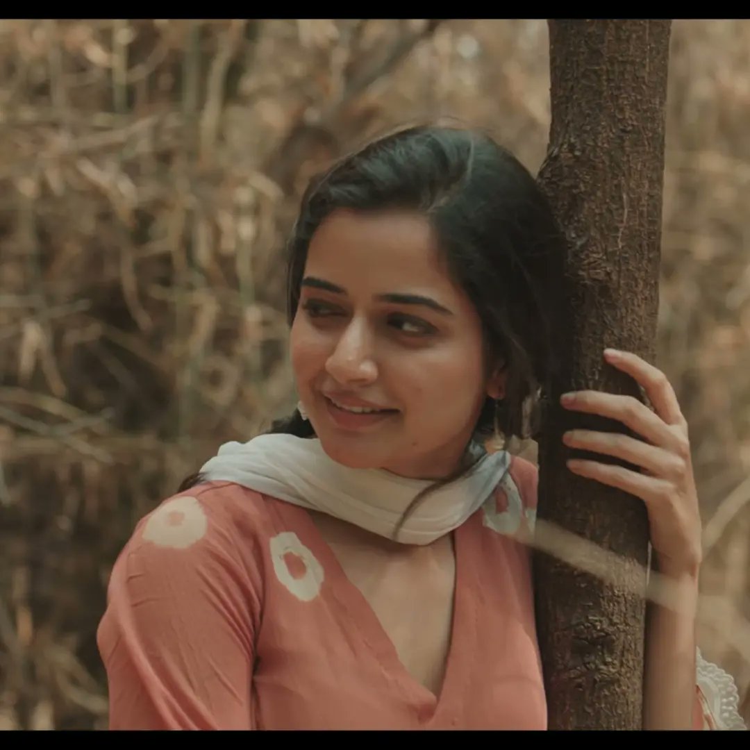 ashika_addicts_'s tweet photo. #O2 Trailer Out Now

#O2 Trailer Looks Very Intensive and Engaging , Ashika as Dr. Shradda Looks Very Good , Looks Like She Have A Very Good Scope for Performance in this Movie 😍 Can't Wait to Watch Her on Big Screens this April 19th ✨ (1/3)

@AshikaRanganath 👑

#O2OnApril19th https://t.co/12adaogX5x