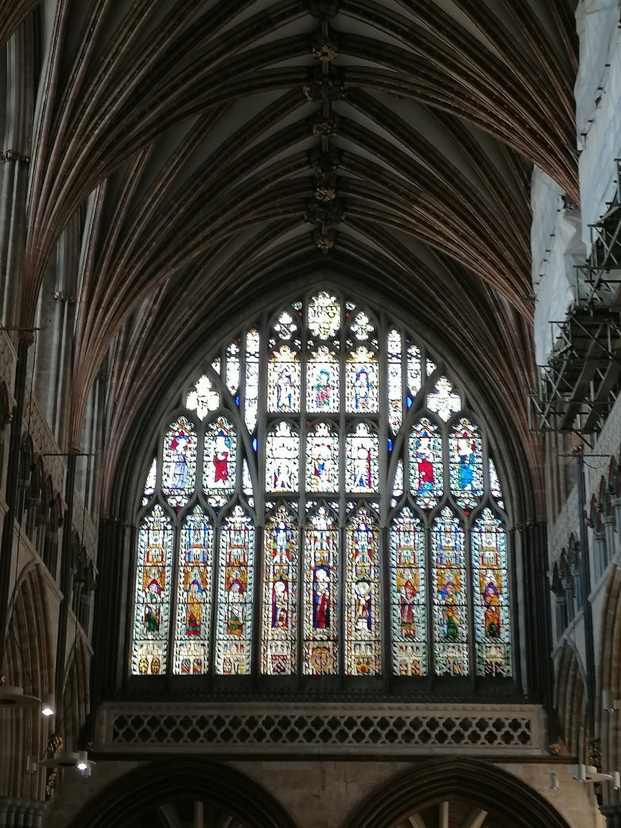 PeterJohnEmman2's tweet photo. The magnificent #eastwindow #ExeterCathedral today. @@robertflute @whiting_ally @tim_noon @ChrisJIPalmer @mattcann @engcathedrals @exeter https://t.co/klrNwLDUoh