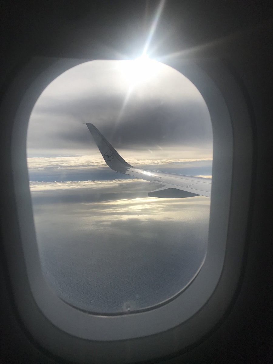 ما أصعب السفر..وترك الوطن-الأم تحت رحمة الفاسدين المجرمين..
مهما طال زمنهم.. فإن شمس الحق ستشرق يوماً وسيولد لبناننا الجديد.