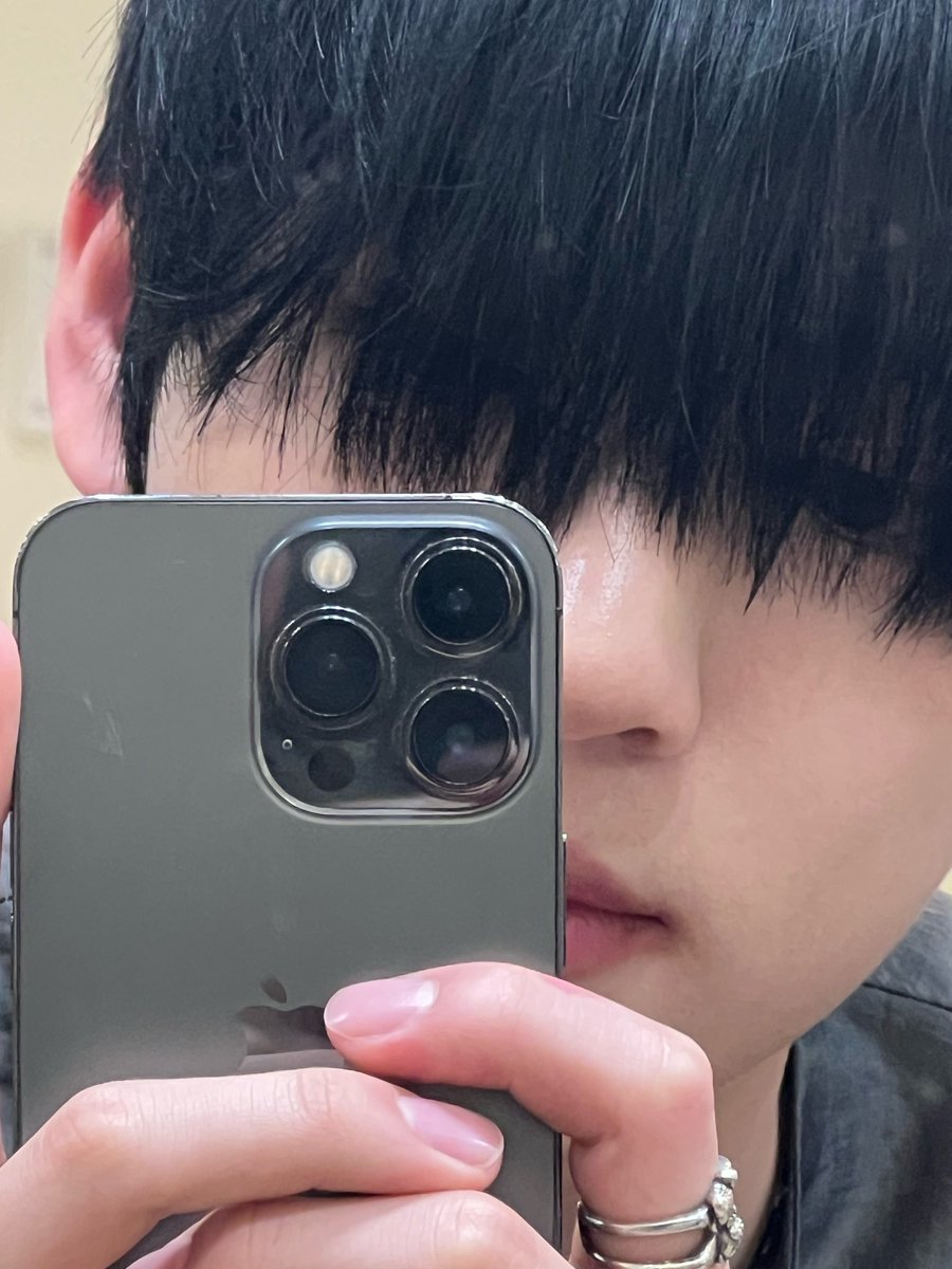 240401 10:01PM

_📸🐰