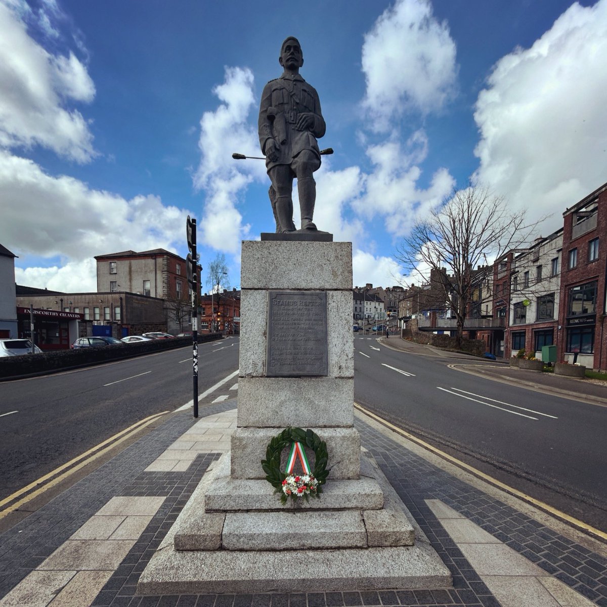 Enniscorthy - 🇮🇪🇮🇪🇮🇪Remembering the 7 days the tricolor flew proudly over Enniscorthy 108 years ago at Easter 1916. Well done to all the organisers and volunteers and Council staff and crews involved in today’s commemoration event.