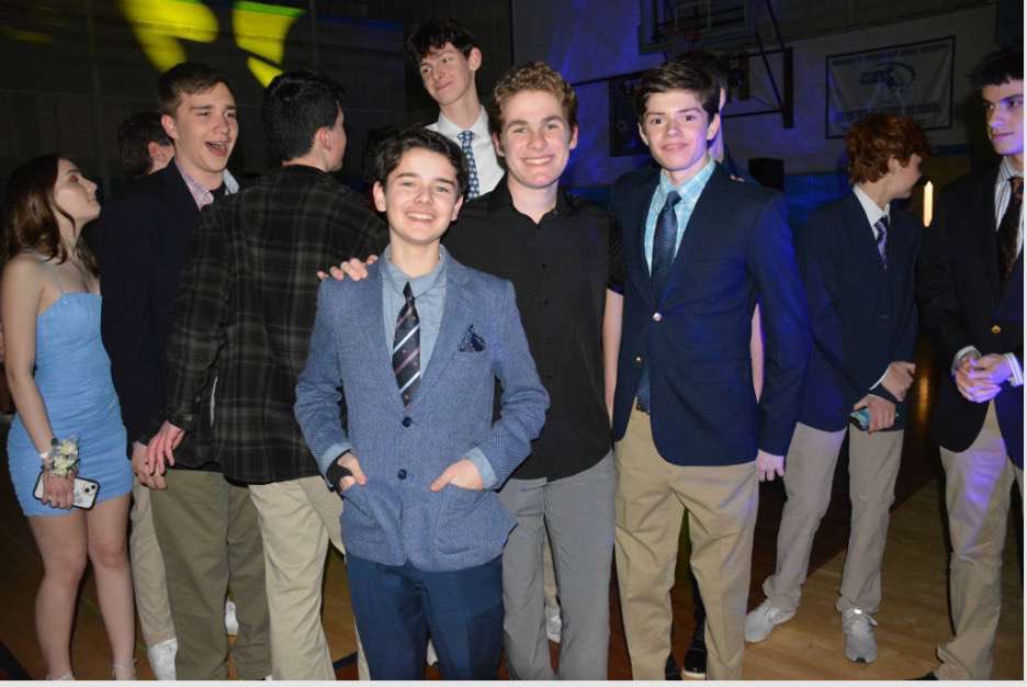 Medfield Stuco tweet media