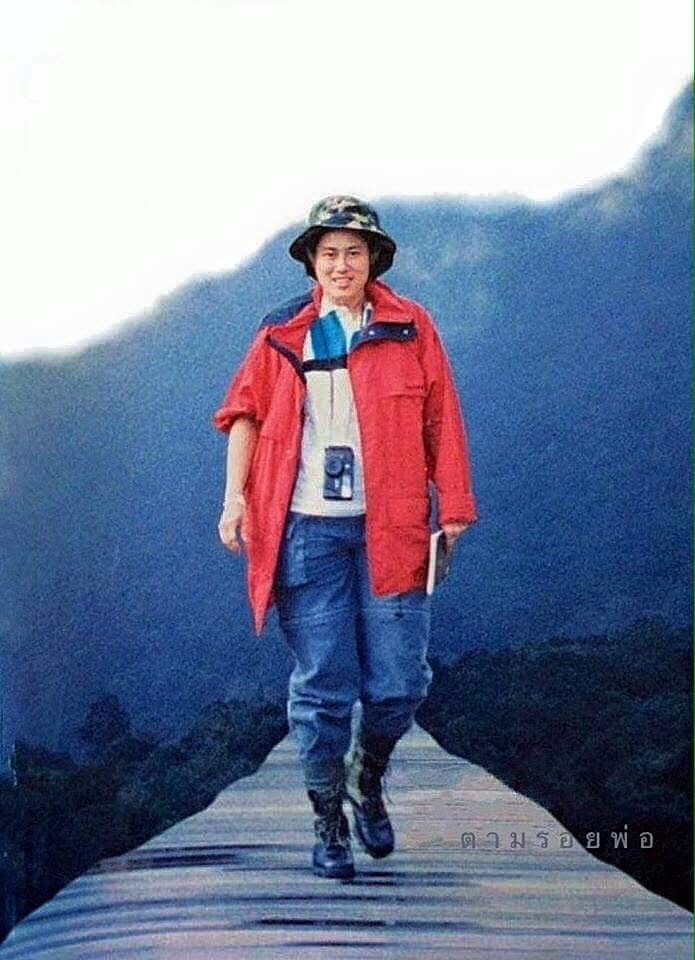 Kea_New's tweet photo. 💜❤️เจ้าหญิงในดวงใจ❤️💜
กราบพระบาท🙏🙏
#ขอพระองค์ทรงพระเจริญยิ่งยืนนาน🙏🙏
ขอพระองค์ทรงมีพระพลานามัยที่สมบูรณ์แข็งแรง..
ด้วยรักและเทิดทูนที่สุดค่ะ🙏🙏💜💜💜💜
#เรารักสมเด็จพระเทพ 
#วันคล้ายวันพระราชสมภพ https://t.co/ibO1sQ4TQe