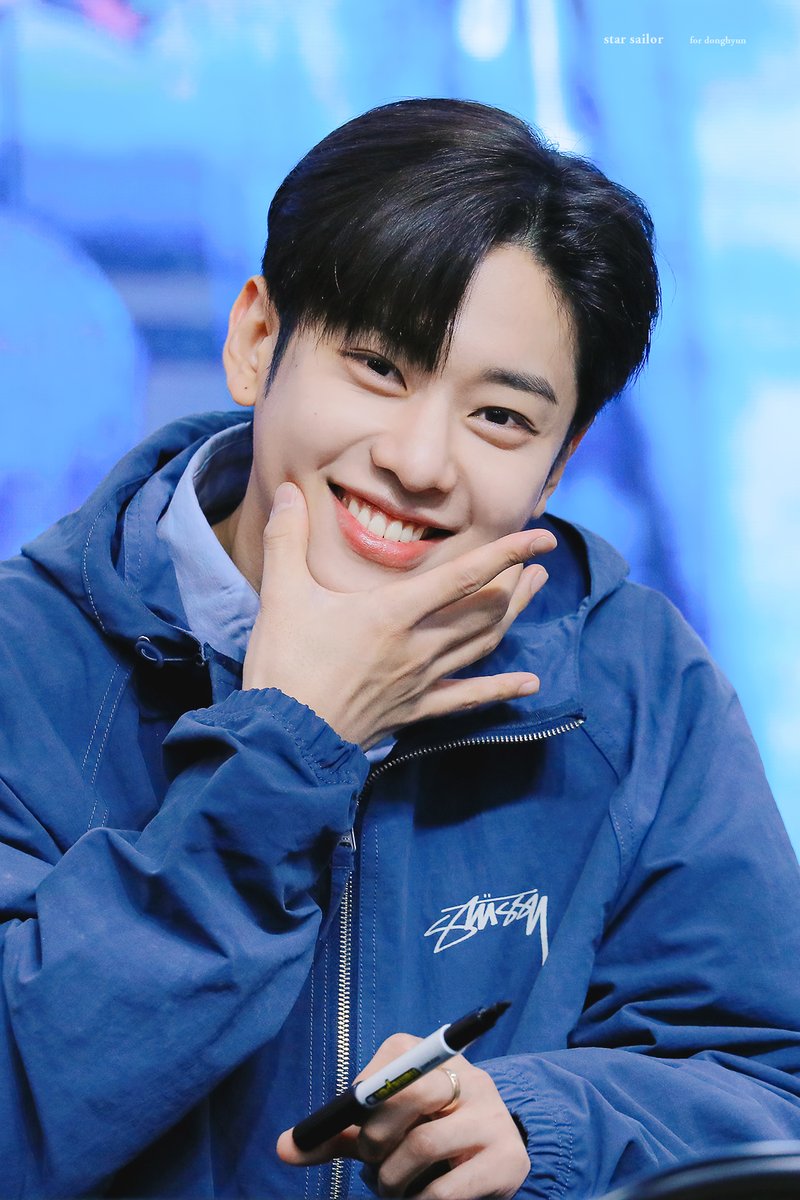 StarSailor_0917's tweet photo. 240331 #AB6IX #에이비식스 #김동현 #동현 #동현이의_가장_가까운
4월에도 여전히,,💫 https://t.co/K7h9GsJtzC