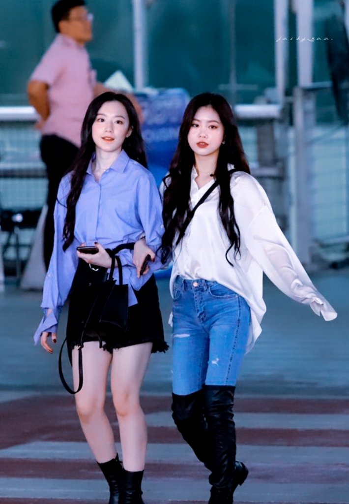 jacky_zaa's tweet photo. [290918]🦊🐺💙🤎
#AprilFoolsDay
#SOOSHU​ 
#수진 #SOOJIN #아가씨​ 
#여자아이들 #GIDLE #슈화 #SHUHUA https://t.co/Jdkk7iKDhm