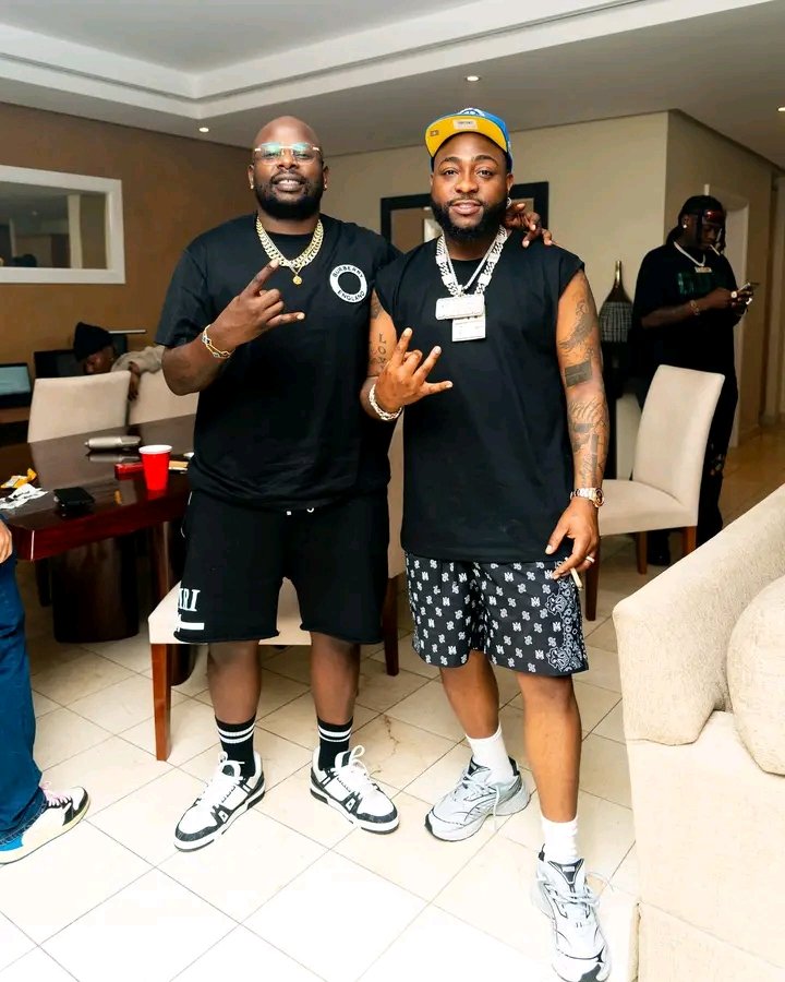 Nelpepper's tweet photo. DJ Maphorisa "We come along way @davido like 10years ❤️🙏🏿 cnt wait for them to hear our music" https://t.co/meIZc1XmOC